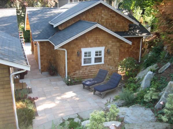 Hillside around home in Bellevue is remodelled by Landscaper in Seattle 