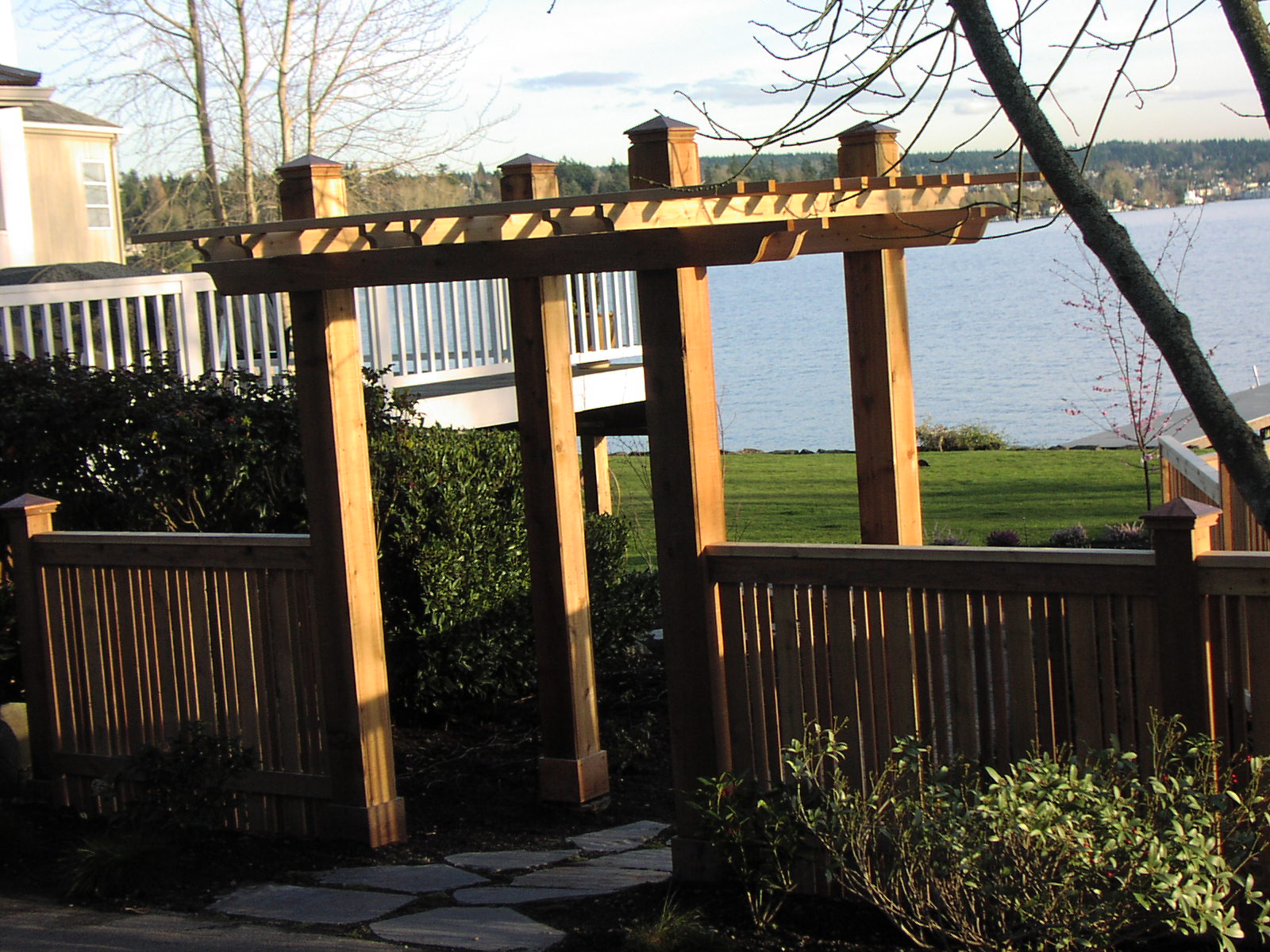 Arbor, and quality Fence builder in Seattle area - Madrona